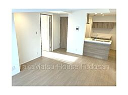 〜駅徒歩約2分　リノベーション済み〜　アクシア代々木