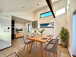 三鷹市大沢４丁目の一戸建て