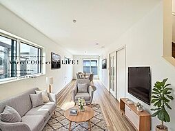 新座市東３丁目の一戸建て