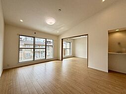 コンドミニアム初石D棟