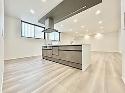 坂出市江尻町　戸建て