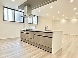 坂出市江尻町　戸建て