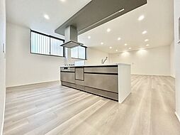 坂出市江尻町　戸建て