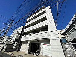 カルフールM 301