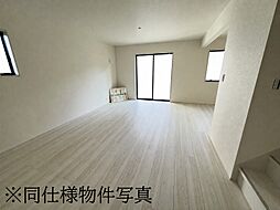 伊豆の国市富士見　2号棟