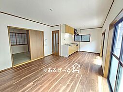 鳥飼野々3丁目　中古一戸建て