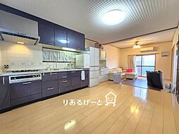 弥生町　中古一戸建て