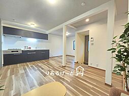 新田本町　中古一戸建て