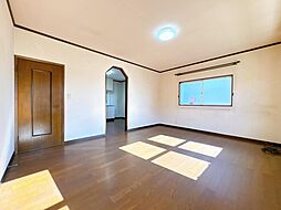 あま市二ツ寺三本松戸建〜二世帯住宅×駐車2台可〜