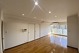 ラヴェニール宝塚中山台プルミエ