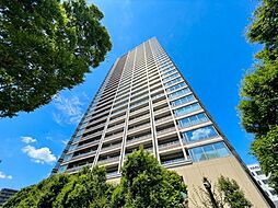 ＧＬＯＢＡＬ　ＦＲＯＮＴ　ＴＯＷＥＲ