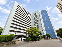 戸山ハイツ27号棟