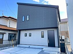 潮来市日の出２号棟（ファミリークローク・並列駐車２台可）