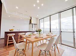 リステージ上大岡 605号室