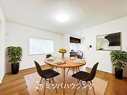 泉区白百合3丁目 中古戸建