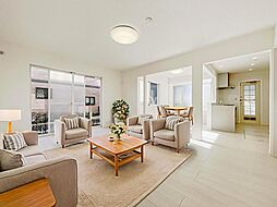 泉区西が岡２丁目 中古戸建