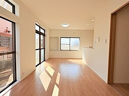草加市中根3丁目　中古戸建
