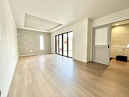 越谷市赤山町21期　全1棟