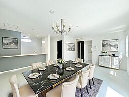 草加市西町　中古戸建