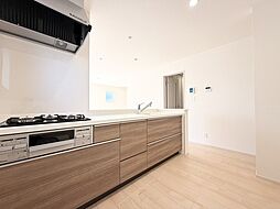 越谷市新川町 1号棟