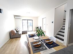 越谷市増林　全1棟