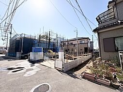 草加市両新田西町　全1棟