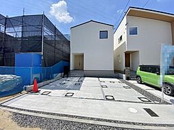 岡崎市宇頭町字的場　C棟