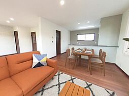 高岡市福岡町赤丸　戸建て