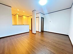 高岡市戸出町2丁目　戸建て