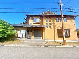 高岡市戸出町七丁目　戸建て
