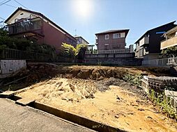 「鶴川」駅　歩19分　町田市金井ヶ丘3丁目