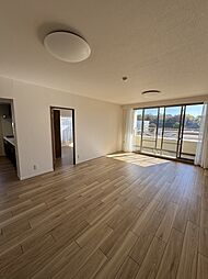 クレッセントユーパリノスの丘 パームヒルズ