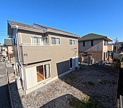 佐野市赤坂町　全室収納付の4LDK中古住宅