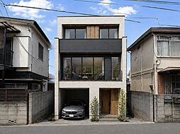ー建築条件無し×間口６ｍ・駅近の好立地に住まうー