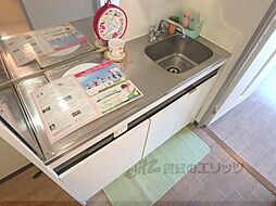 Ｗｅｓｔ　Ｐａｌａｃｅ 105