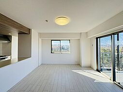 2路線利用可能　三方角部屋　「レーベンハイム多摩聖ヶ丘」 501号室