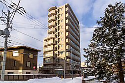 エバ・メゾン豊平館前