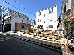 角の戸建「渋谷区本町」Newhouse