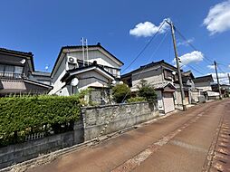 三条市嘉坪川2丁目　戸建て