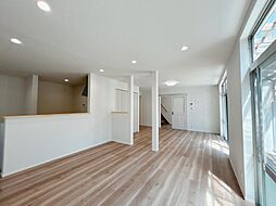 燕市新生町　戸建て