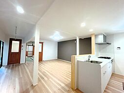 三条市西四日町3丁目 戸建て