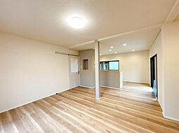 見附市学校町2丁目　戸建て