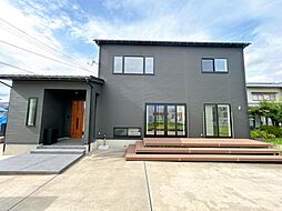 見附市葛巻2丁目　戸建て