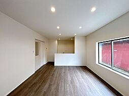 三条市月岡2丁目　戸建て