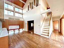 三条市島田3丁目　戸建て