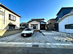 燕市吉田東栄町　戸建て