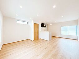 燕市幸町　戸建て