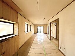 燕市吉田西太田　戸建て