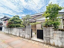 三条市嘉坪川一丁目　戸建て