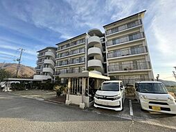 伏尾台A団地参号棟